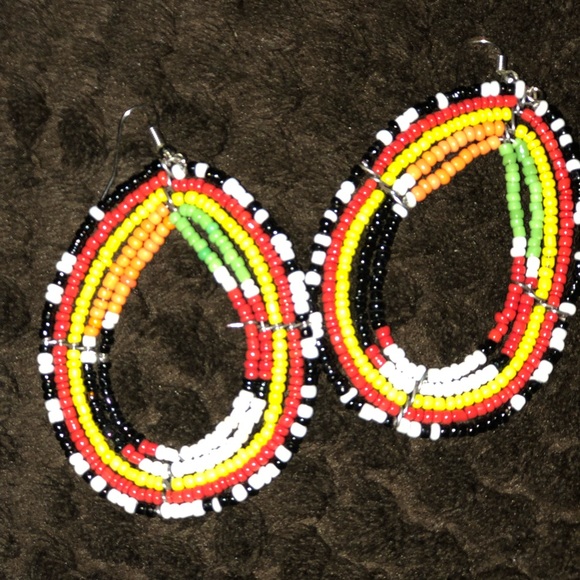 Women’s African earrings. - Picture 3 of 3